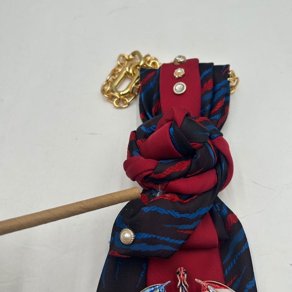 Los 4 Ases Repurposed Tie Necklace Bracelet Set Patriotic American Flag Dragon - Picture 6 of 10